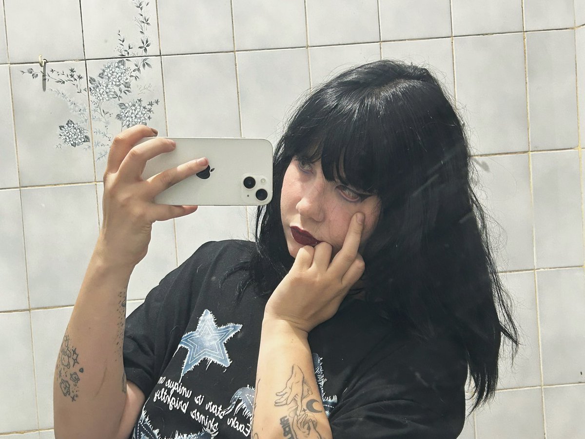 cellelikecherry's tweet image. Eu te odeio hdr do iPhone 14