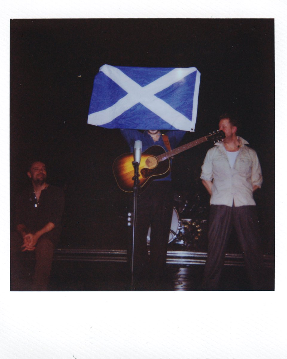 Mumford & Sons tweet media