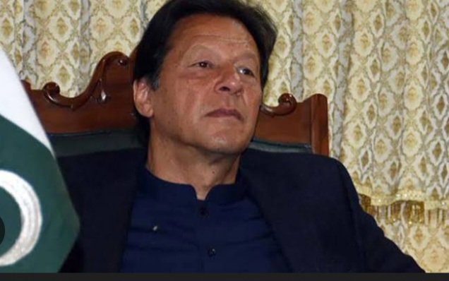 یہ شخص ایک بزدل قوم کی خاطر پچھلے 899 دنوں سے موت کی چکی میں قید ہے💔💔💔