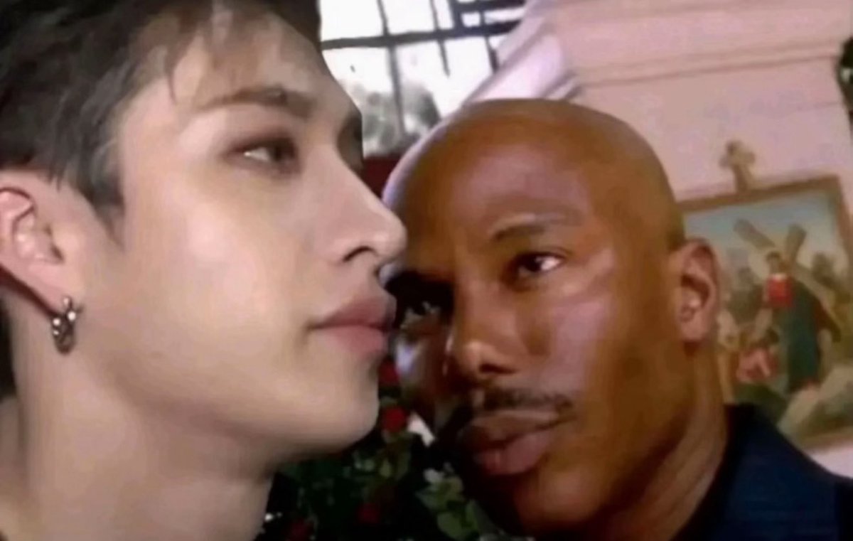 wlfiechans's tweet image. so chan where is our short hair gym content