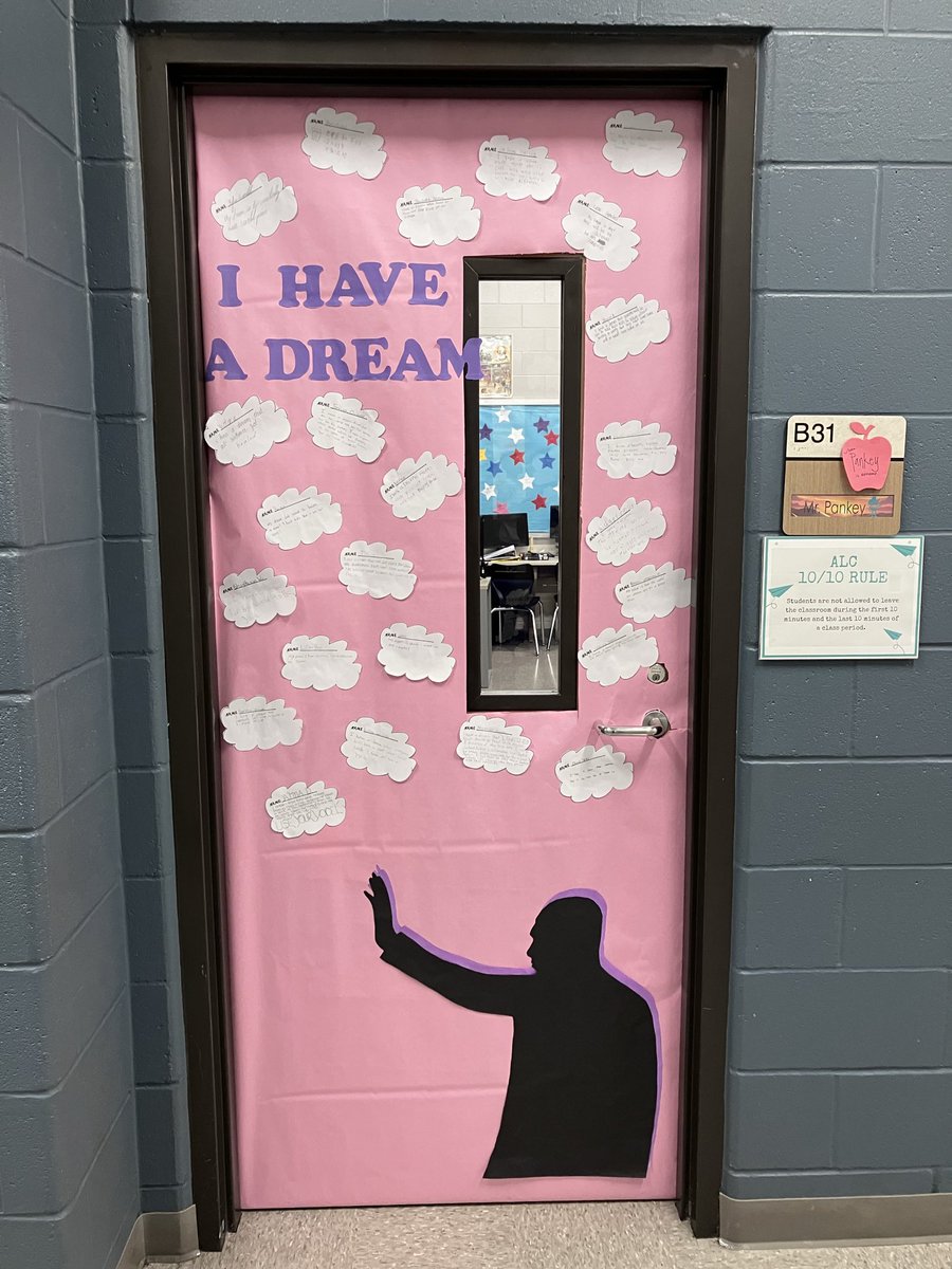 MrsMcClean tweet media