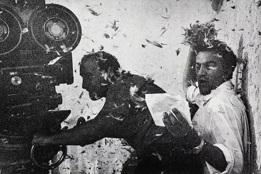 LKpaddy's tweet photo. Federico Fellini, 8 1/2, 1963 •
Tazio Secchiaroli • https://t.co/cItiVDPEYe