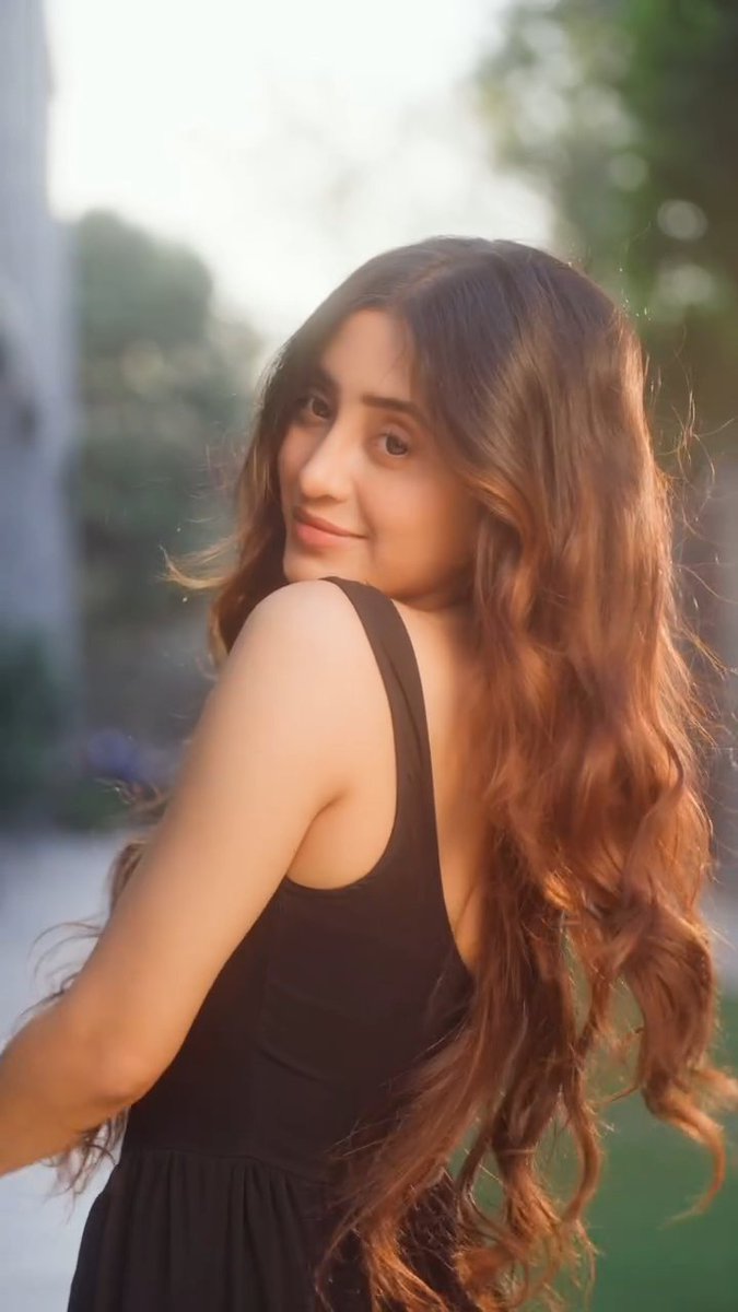 anee2680's tweet photo. My Angel 😇🧚‍♀️

#ShivangiJoshi https://t.co/73I2uVHHwZ