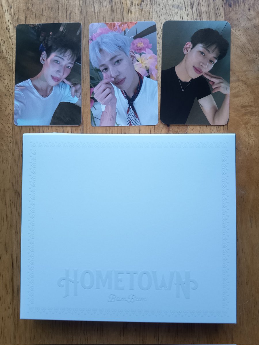 เพิ่งได้มีโอกาสได้แกะบั้มกะเขา
ต้าวอ้วงงงน่ากร๊ากกก
#ความสุขทางใจ_Joyly