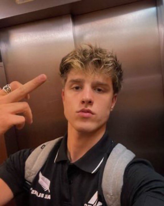 themenHQ's tweet image. THE FACE                        THE BODY