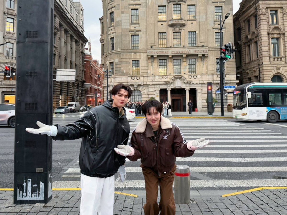 DomundiTV's tweet image. บรรยากาศภายในงาน Plantnery X Keng Namping Shanghai Disneyland Day1 ของ “เก่ง” @harit_keng และ “น้ำปิง” @nampingnapat ✨️

จบกิจกรรมสำหรับวันนี้แล้ว พบกันใหม่วันพรุ่งนี้นะคะ 🥰

#PlantneryXKNPinShanghaiD1