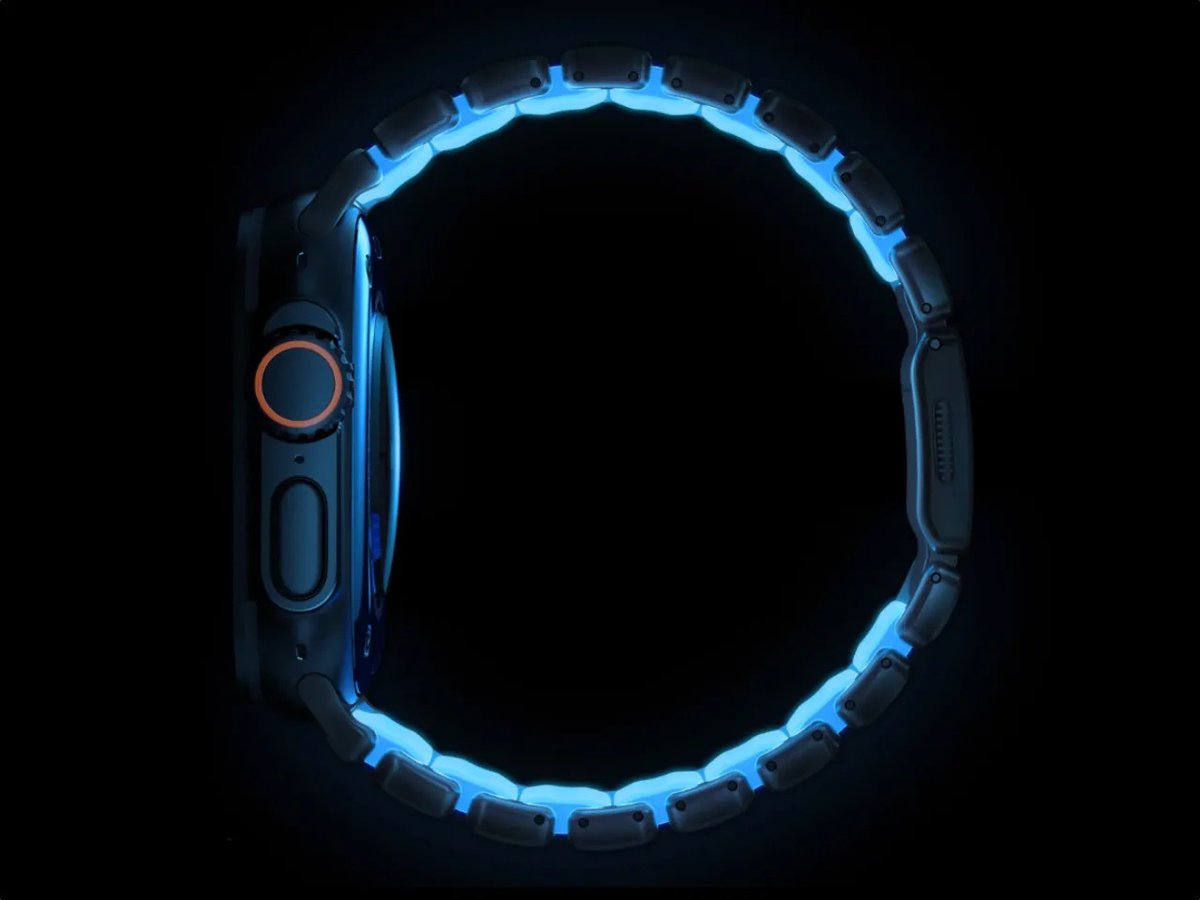 Limited Edition Apple Watch band from Nomad lands in Icy Blue Glow dlvr.it/TQSXk9 via <a href="/TechforTravelUK/">{Tech} For Travel</a>