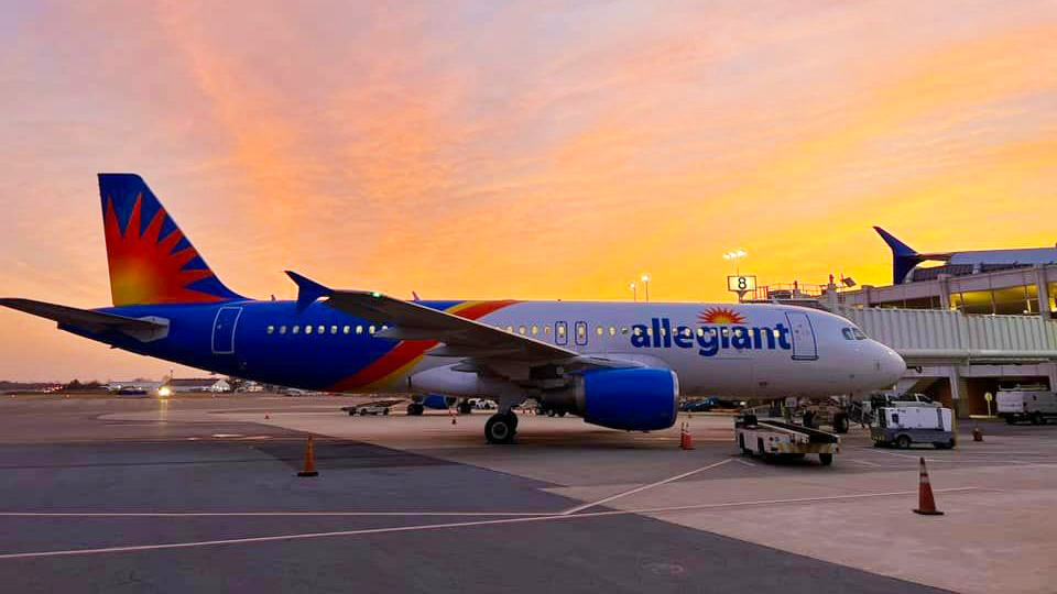 Allegiant Air tweet media