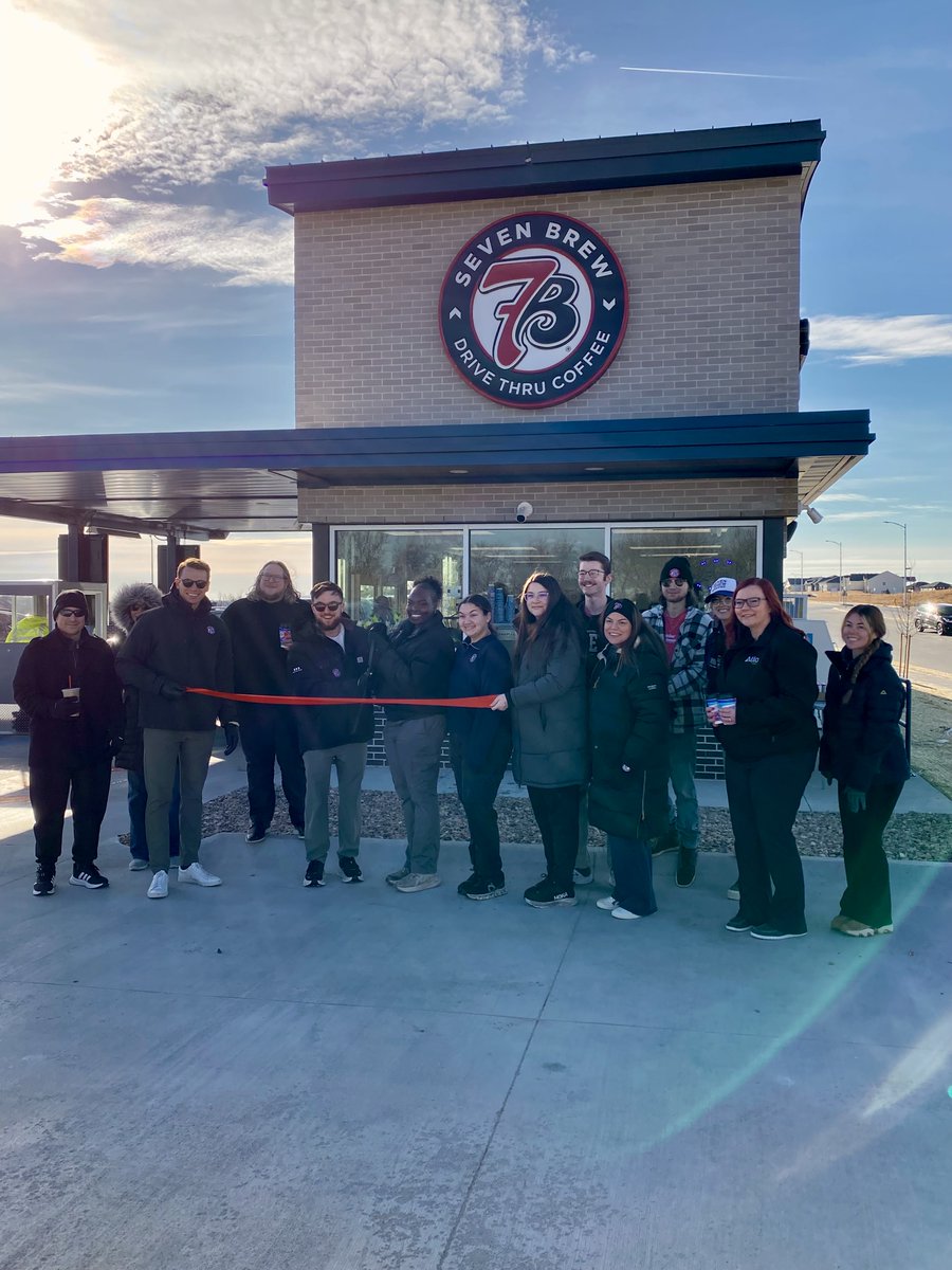 Omaha has a new coffee spot ☕️
<a href="/7BrewCoffee/">7 Brew Coffee</a>  Coffee just opened near 180th &amp; Maple — drive-thru only.
Ribbon cutting at 10am… turns out that also meant 10 degrees 🥶
Lines around the block, so I had to check it out. #NewInOmaha #DriveThruCoffee #RibbonCutting #OmahaChamber