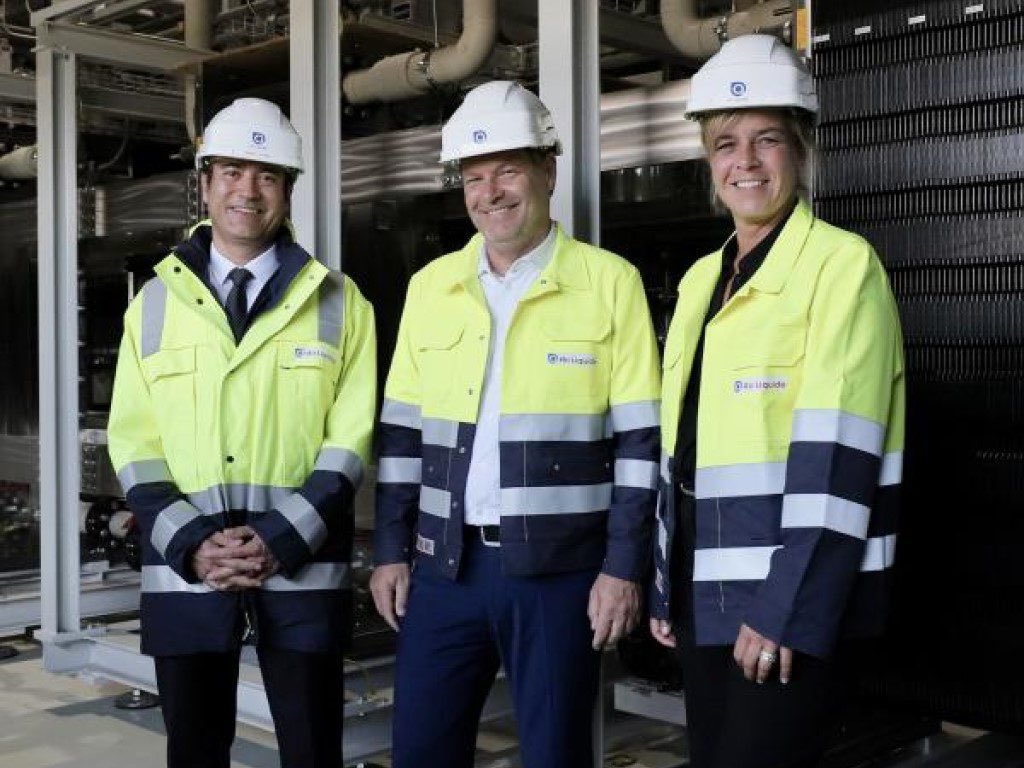 OperadorNuclear's tweet image. Llevo tiempo explicando que existe un grupo organizado, sostenido en el tiempo y con intereses económicos y políticos detrás, dedicado desde hace años a intentar desacreditarme y mitigar mi labor de divulgación. En los últimos meses, uno de los perfiles más activos el que opera…