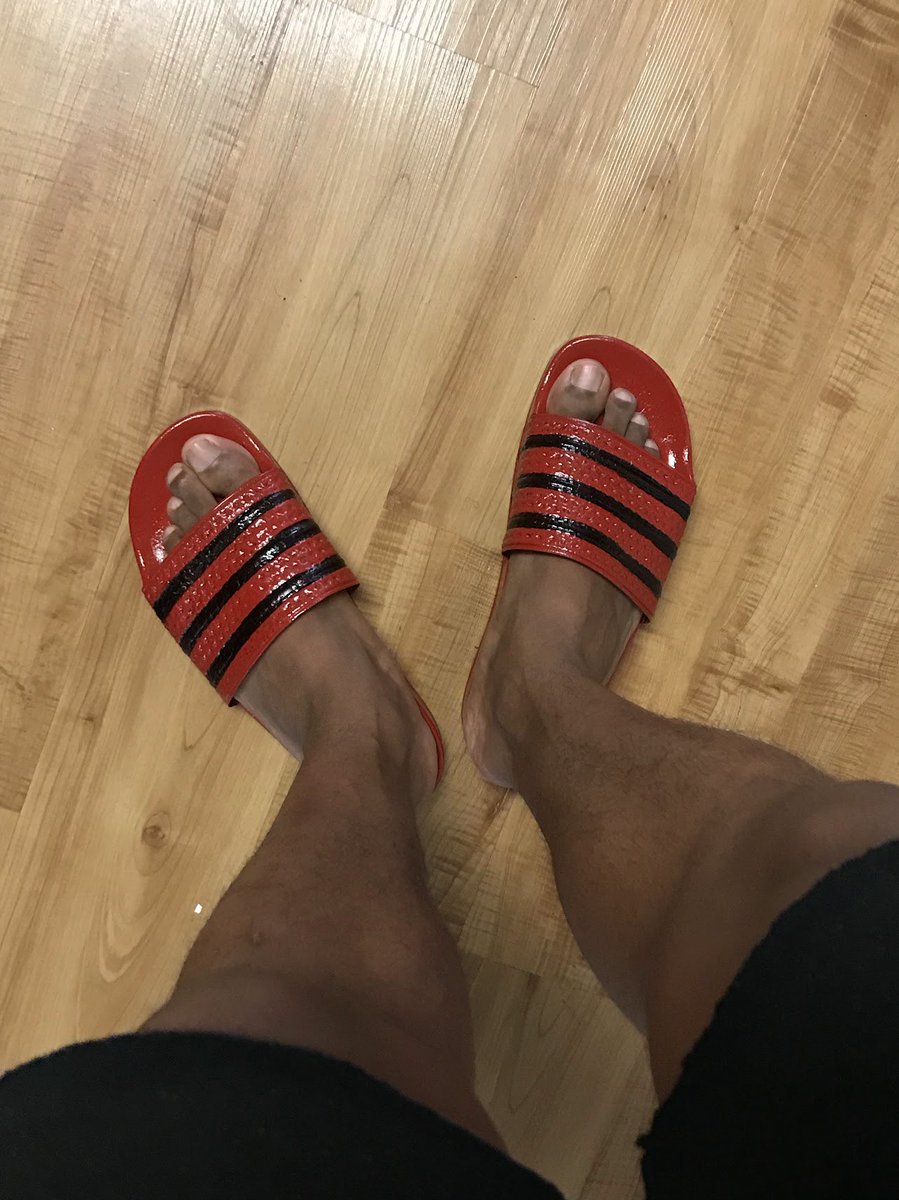 10ToesDownTy tweet media