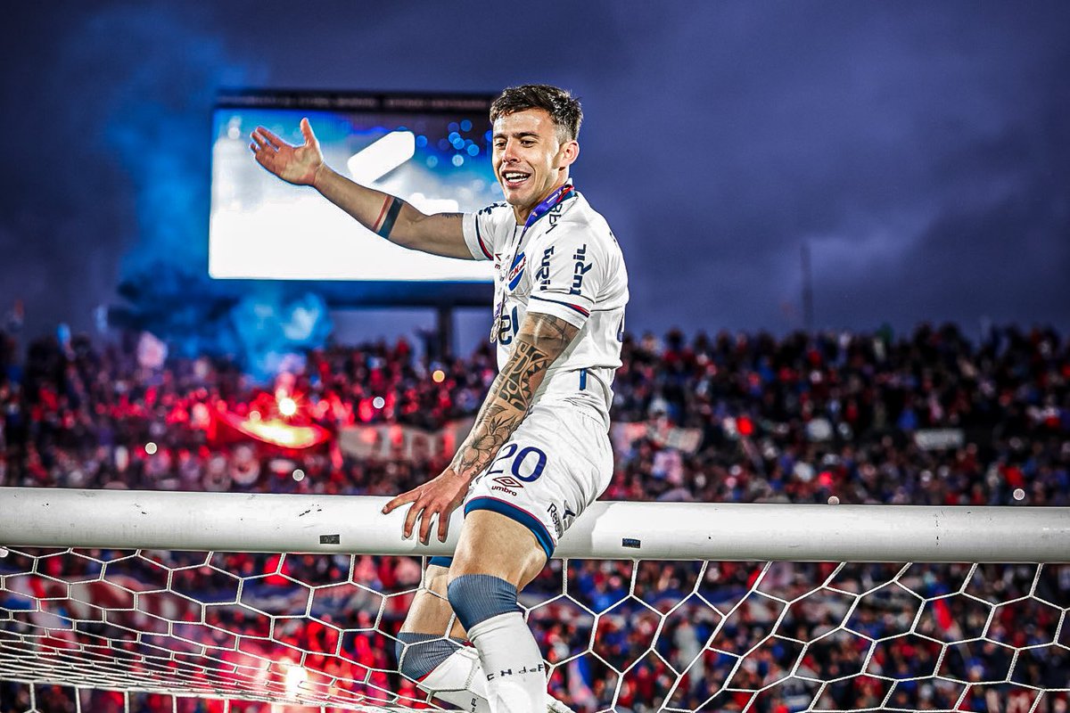 Felipe Carballo está oficialmente libre de las garras del Gremio, traiganlo yaaa