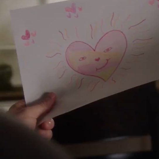 theerasshou's tweet image. buck’s heart drawing from s5 😭😭😭 ohhh my baby 😭😭😭 he loves doodling hearts 😭😭😭 the heart nose 😭😭😭the collection of pinks 😭😭😭