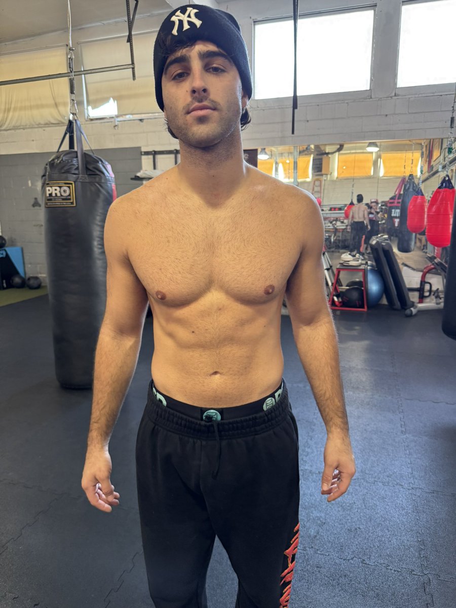 Nick Nayersina tweet media