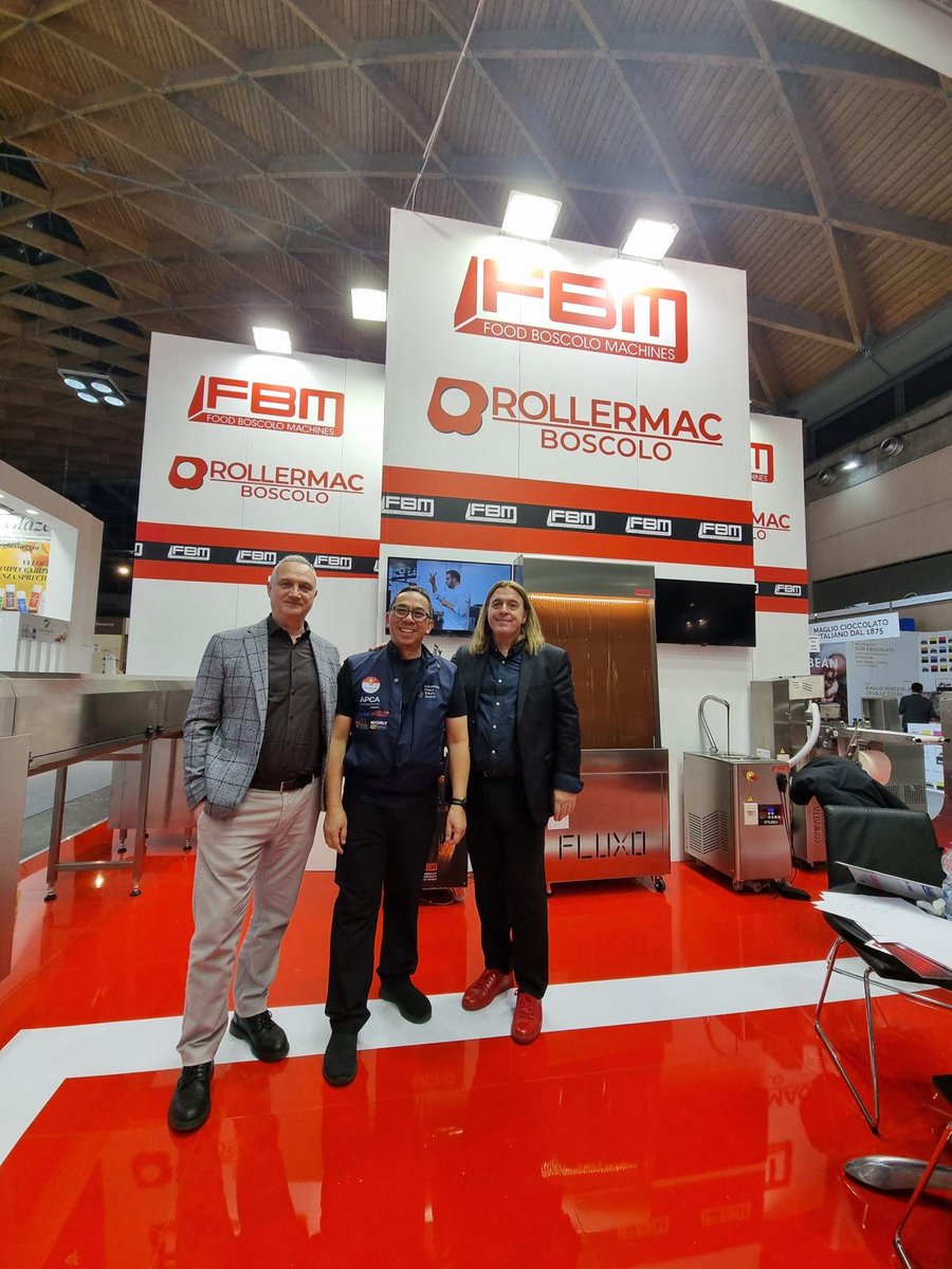 Sigep: speaking of schools...

Together with Luis, our Indonesian partner with whom we operate in the Indonesia Fbm area of Jakarta. A partnership that continues to grow, bringing our technology and professional training all over the world.

myblog.boscolo.it/en/post/2026/0…