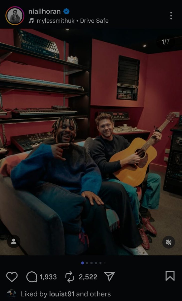 OT5Dailys's tweet image. Louis Tomlinson liked and commented on Niall Horans post!