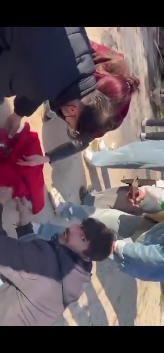 Bayrağımıza saldıran soysuzun yüzü. Elden ele bu fotoğrafı yayalım!
#BayrakNamustur