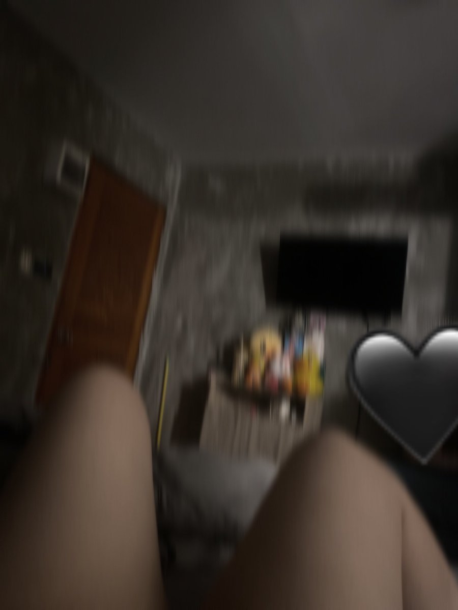 ช่วงนี้งานฉ่ำ ปวดขามาก อยากได้คนนวดสัก 2-3 คน 🤣