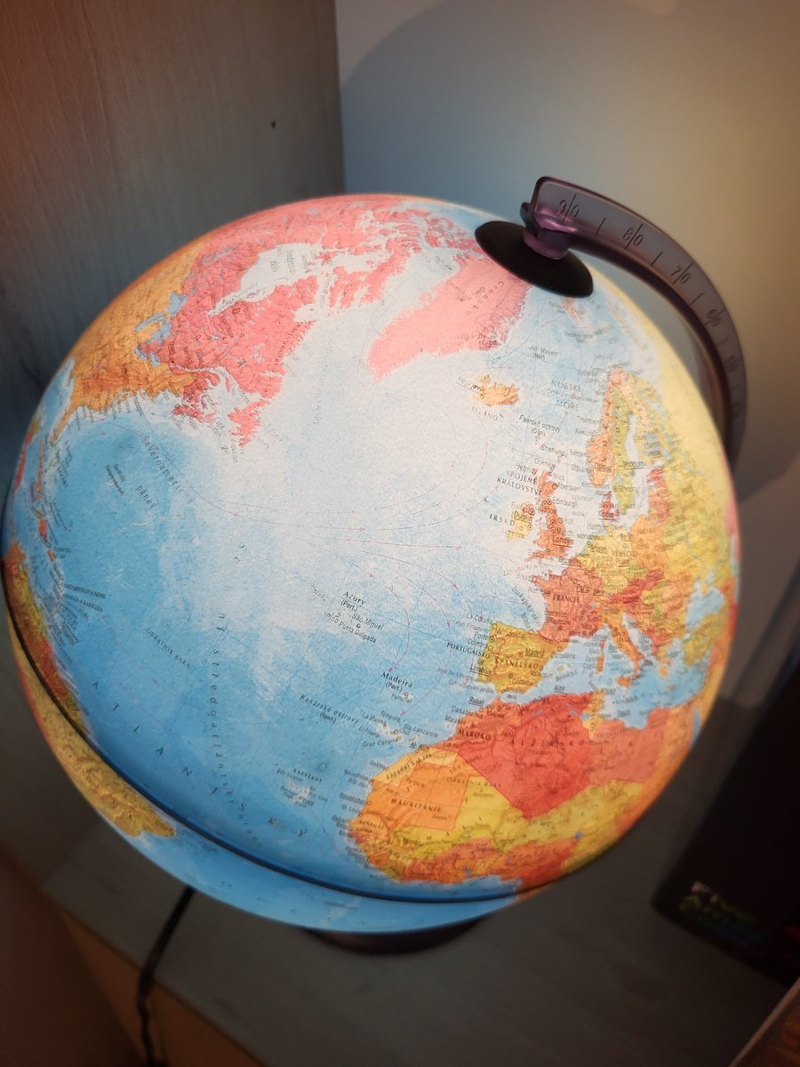 #ukažglóbus#glóbus#Grónsko

ten náš utrpěl úklidem