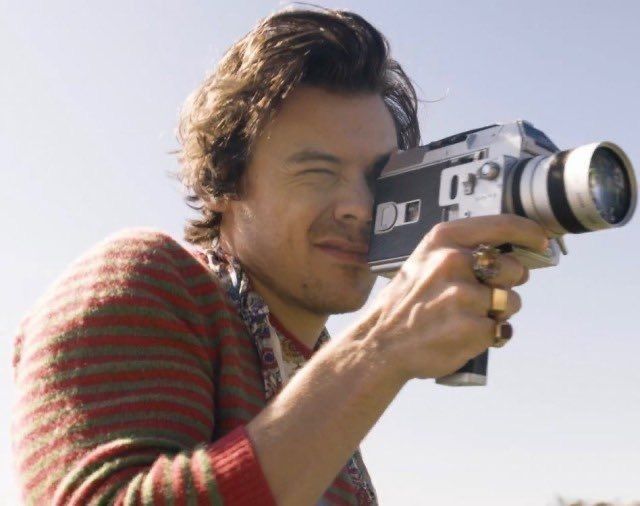 picshs's tweet image. APERTURE.  Jan 23.