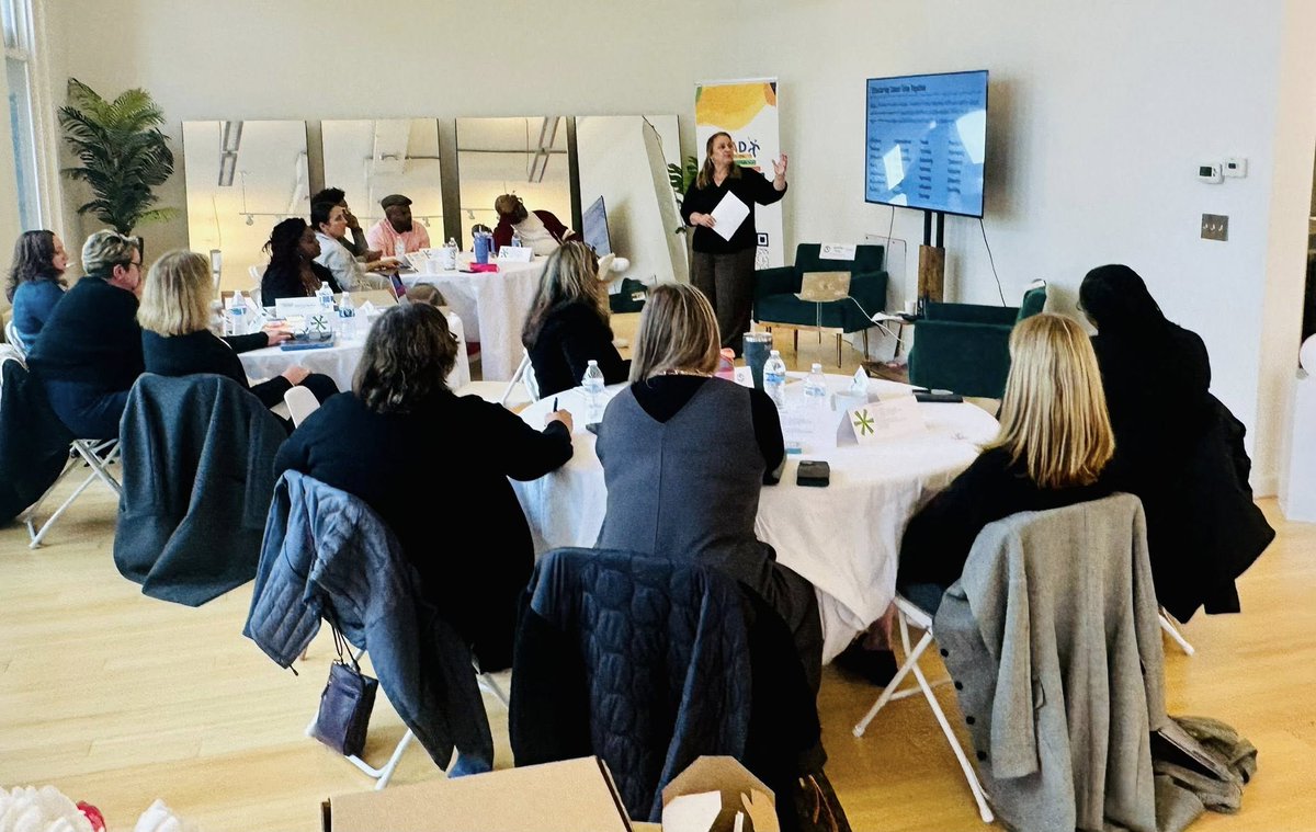 ct_lead's tweet photo. 📍 LEAD New Haven Community Center
North Star Fellowship: Civic Builders supporting multilingual learners.
Visit our center and explore programs serving New Haven. https://t.co/jeTeoBjdHr
🏆 Thank you Fernando Cerdena.
📍 100 Crown St, New Haven, CT
📞 203-535-0941
#NewHavenCT https://t.co/SFfnpbnEfn