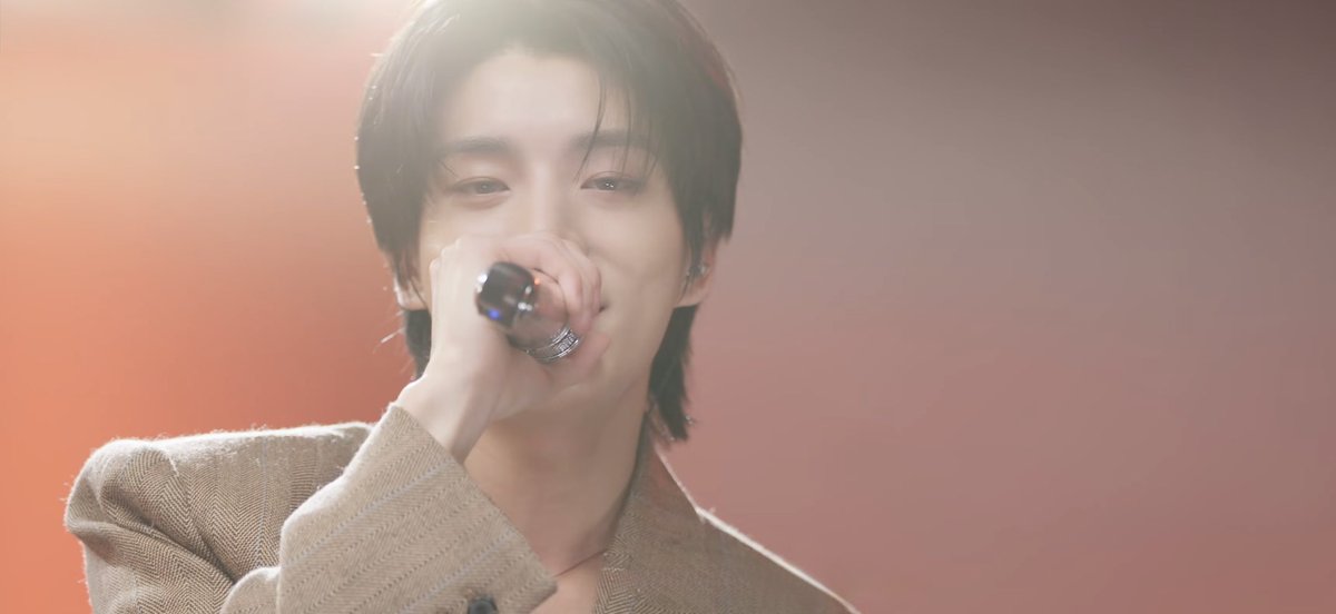 simkorean's tweet image. 처음부터 끝까지 재윤이 목소리만 들리는 걸 또 언제 듣겠어
진짜 행복하고 너무 사랑해서 눈물이 막............💧