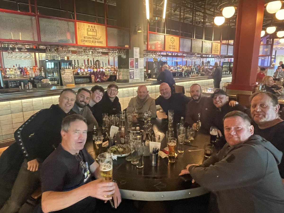 AdamW_LFC's tweet image. Olympique de Marseille (a)

via a night in Paris.

#AllezLesRouges 🔴