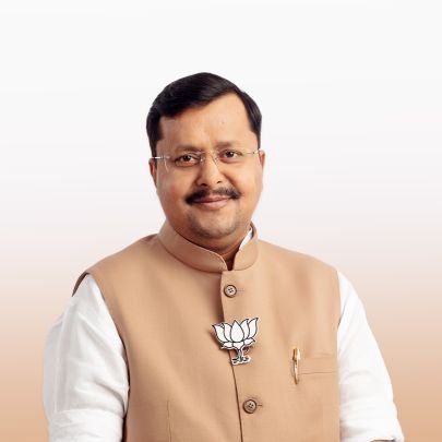 KrishanpratapY7's tweet photo. भाजपा के राष्ट्रीय अध्यक्ष का कार्यभार संभालने पर नितिन नबीन जी को बहुत-बहुत बधाई एवं शुभकामनाएं। वे इस अहम पद पर पहुंचने वाले पार्टी के सबसे युवा नेता हैं। अपने अथक परिश्रम और समर्पण भाव से संगठन के दायित्वों को पूरी जिम्मेदारी के साथ निभाते हुए उन्होंने यहां तक का सफर तय किया! https://t.co/wbgQy1mKcj