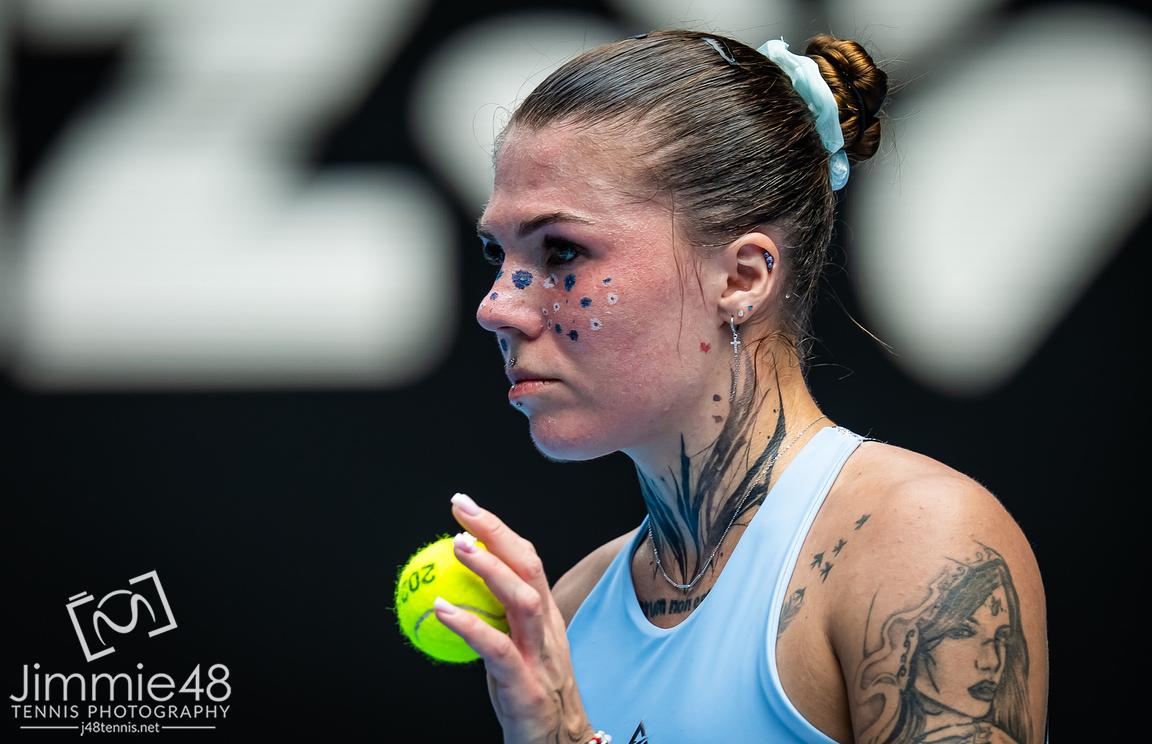 JJlovesTennis's tweet image. Needless to say, Oleksandra Oliynykova and her Grand Slam main draw debut left quite the impression on everyone.