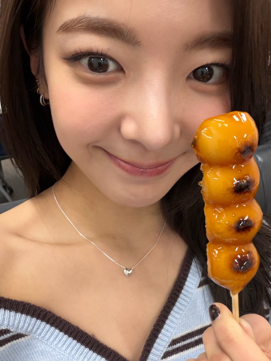 bblofitzy's tweet image. 🍯💭 10:18pm