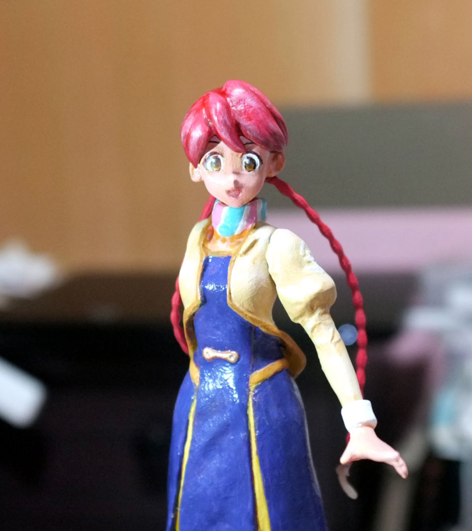 途中写真です・・・スゲエかわいいなぁ(自分で言うな)
顔は昔の竹本さんの絵柄によせてます。
ワンピの紫は何度アクリル絵の具を塗っても透けるので、水性プラカラーを塗りました。光沢を消さないと。
あとは仕上げです。

#アポカリプスホテル #自作フィギュア