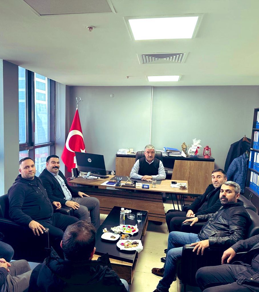 mehmetargann's tweet photo. BİLGİ TEKNOLOJİLERİ VE İLETİŞİM DERNEĞİ OLARAK,

ŞANLIURFA ELEKTRİK VE ELEKTRONİKÇİLER ODA BAŞKANIMIZ S.N @NecmeddinSaglam ’I ZİYARET ETTİK. BİRLİK VE BERABERLİK İÇİNDE BİRLİKTE YÜRÜTECEĞİMİZ PROJELERİN ESNAFIMIZ İÇİN HAYIRLI OLMASINI DİLİYORUZ.
@_Seeob @adlihandere @sefikbakay https://t.co/pYIy54T9fo