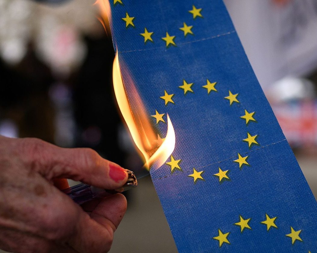 <a href="/elmundoes/">EL MUNDO</a> Es imprescindible acabar con el team Von Der Charen