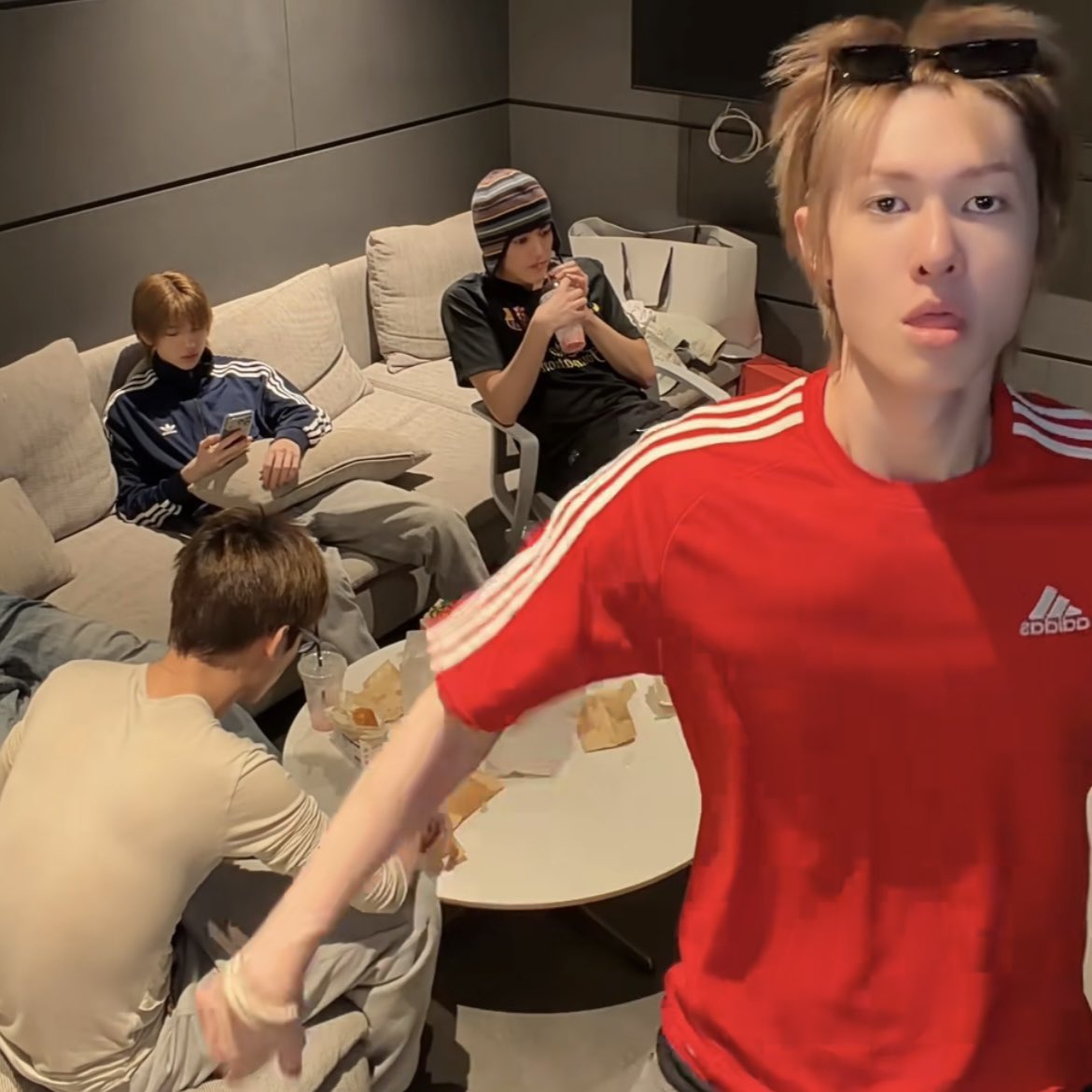 cherrierosyn's tweet image. เป๊ะ