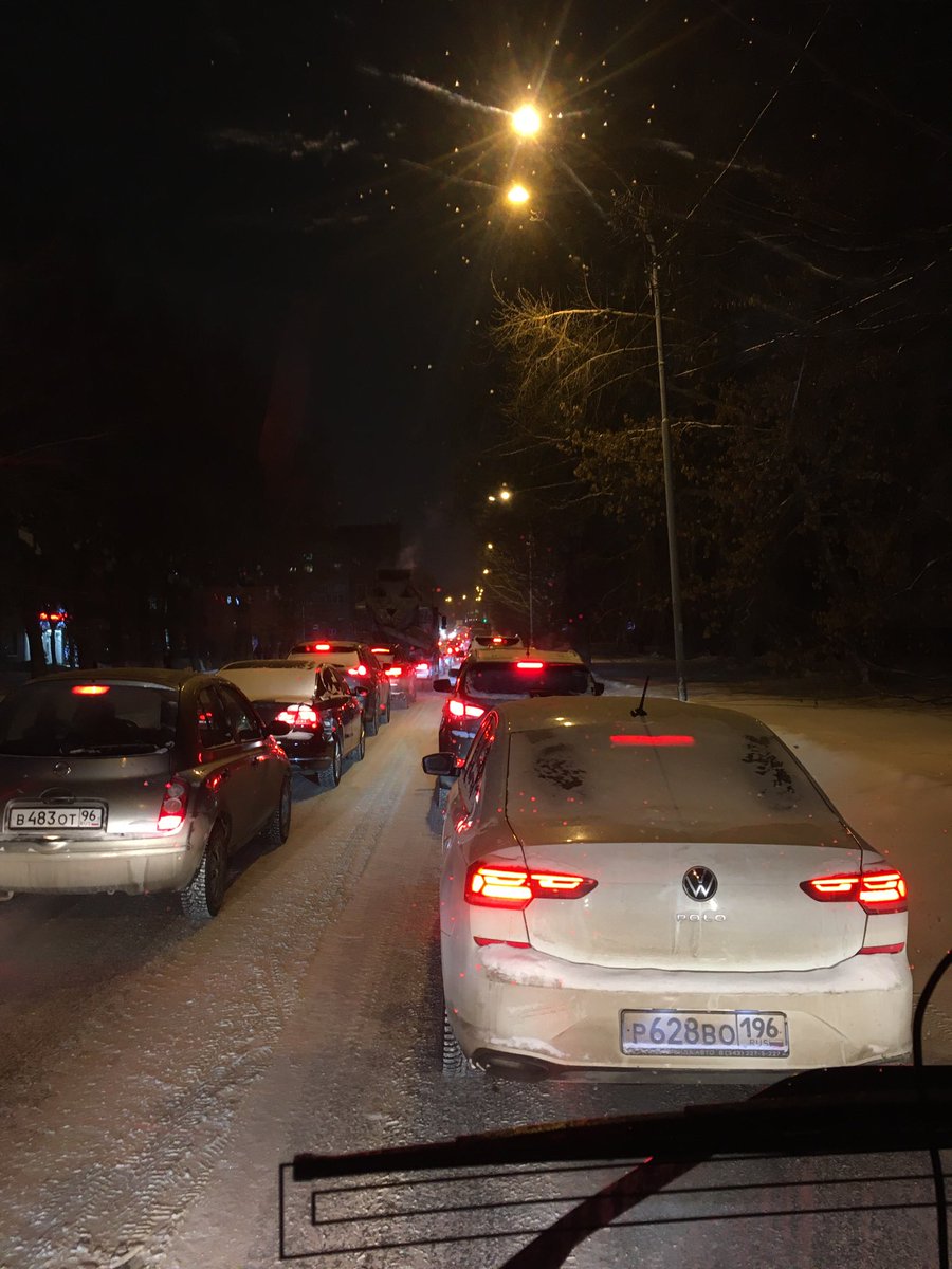 Автобус tweet media