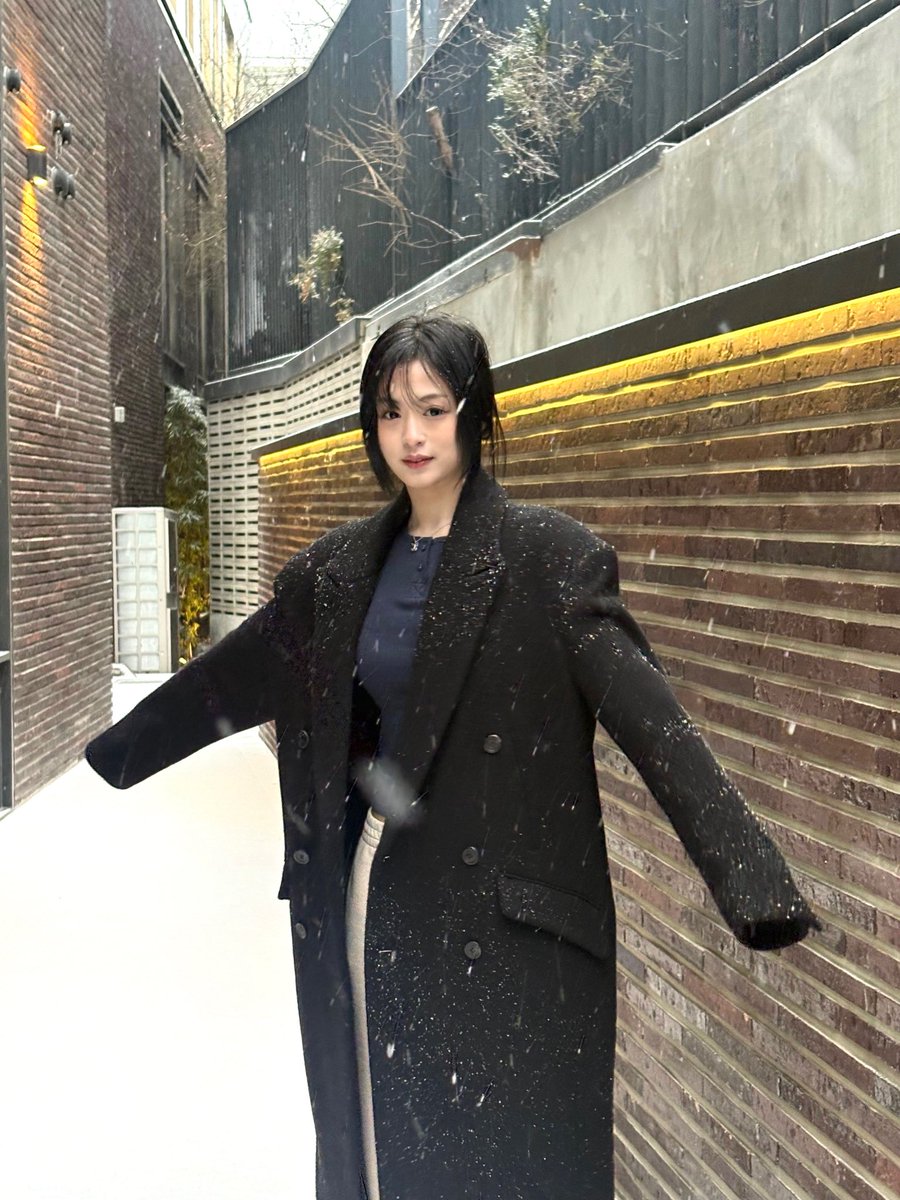 picbaemon's tweet image. AHYEON, SHE’S SO BEAUTIFUL OMGGG