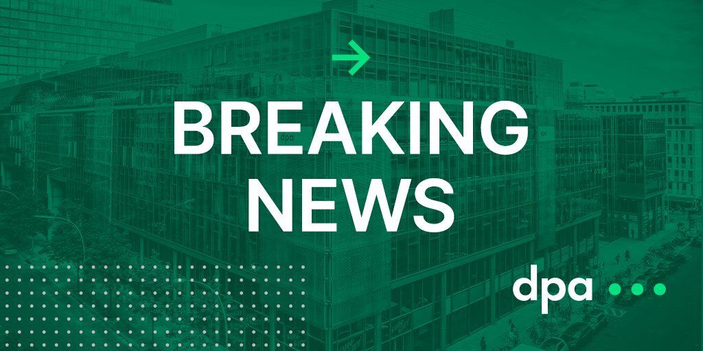 dpa_intl's tweet photo. #BREAKING The Kurdish-led Syrian Democratic Forces say they withdrew from control of the al-Hol camp in Syria, which houses thousands of relatives of Islamic State fighters https://t.co/lrgAjKtbpD