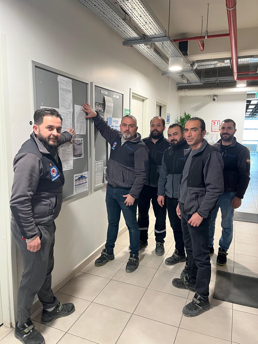 GREV KARARI 

Başkanlar Kurulumuzun aldığı karar doğrultusunda Şubemize Bağlı İşyerlerimizde Mess'in Uzlaşmaz Tutumuna Karşı GREV Kararlarımızı Asıyoruz.
#TmsAnkaraŞube
#Liderimiz
<a href="/AltundagUysal/">Uysal ALTUNDAĞ</a>