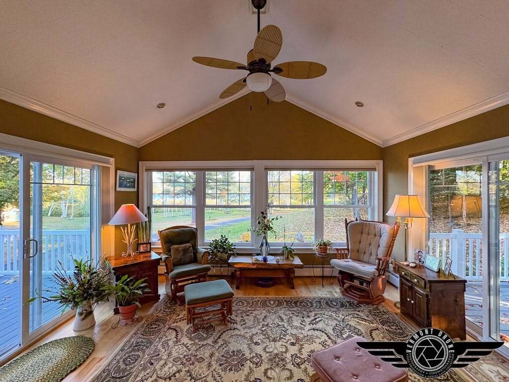 We are leaders in aerial AND traditional interior and exterior Residential Real Estate Photography/Cinematography.

A locally owned Vermont business with 100% Vermont-based staff.

Vermont Drone is based in Williston, Vermont, and employs full-time Vermo… ift.tt/ImFWEx2