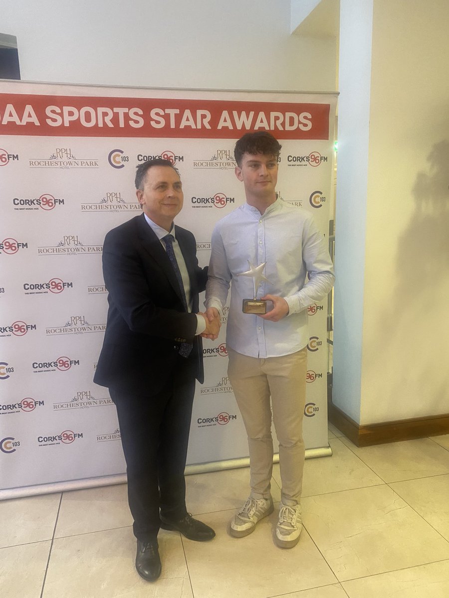 FiFinnymac's tweet photo. Congratulations to @kilbrittaingaa Mark Hickey December winner of @Corks96FM @C103Cork @RochestownPark Sports Star award in recognition of his outstanding contribution to his club’s success 
@OfficialCorkGAA @carberygaa https://t.co/OICesxJzOT