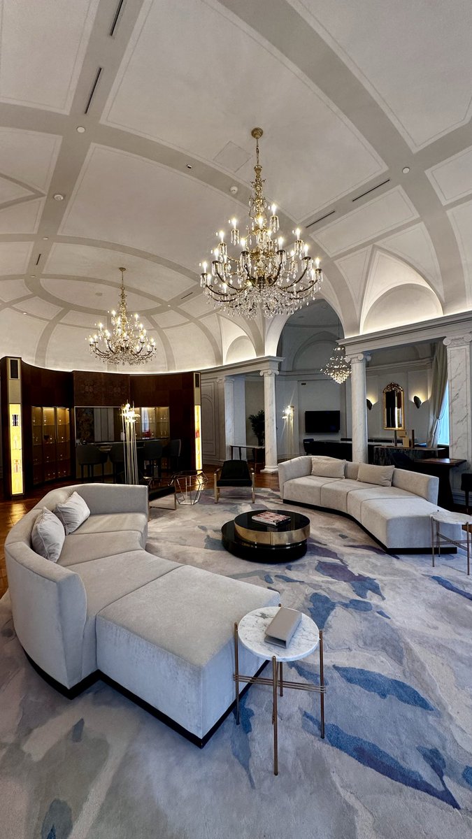 The Gallivanter's Guide tweet media