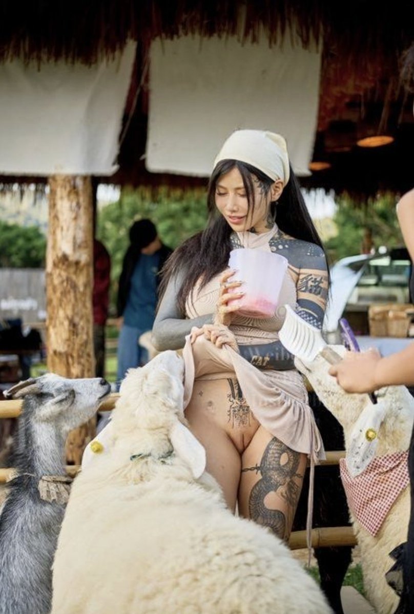 wataa chudai piperrockele