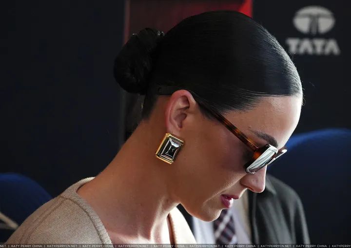 Katy Perry China 🇨🇳 tweet media