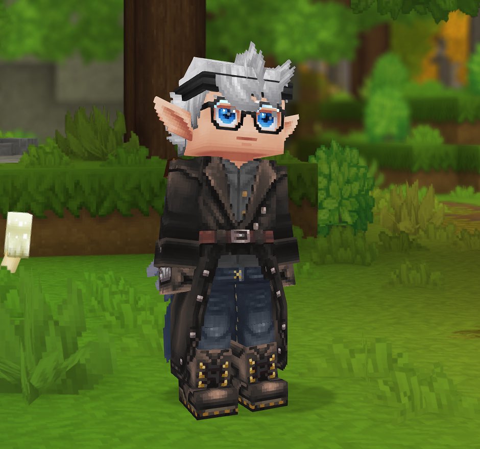 Dankeyo7's tweet image. Would it be possible to choose what background is in the main menu?

@Hytale