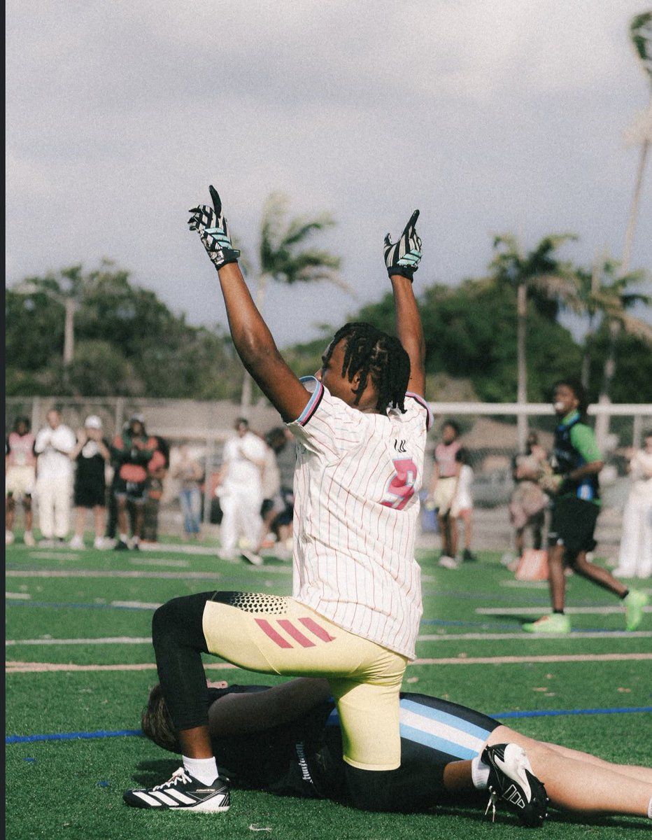 ANGELO SMITH🃏 tweet media