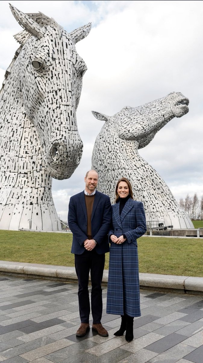 mari_2527's tweet image. Here we go with what really matters to see 💙 #PrinceWilliam #PrincessCatherine