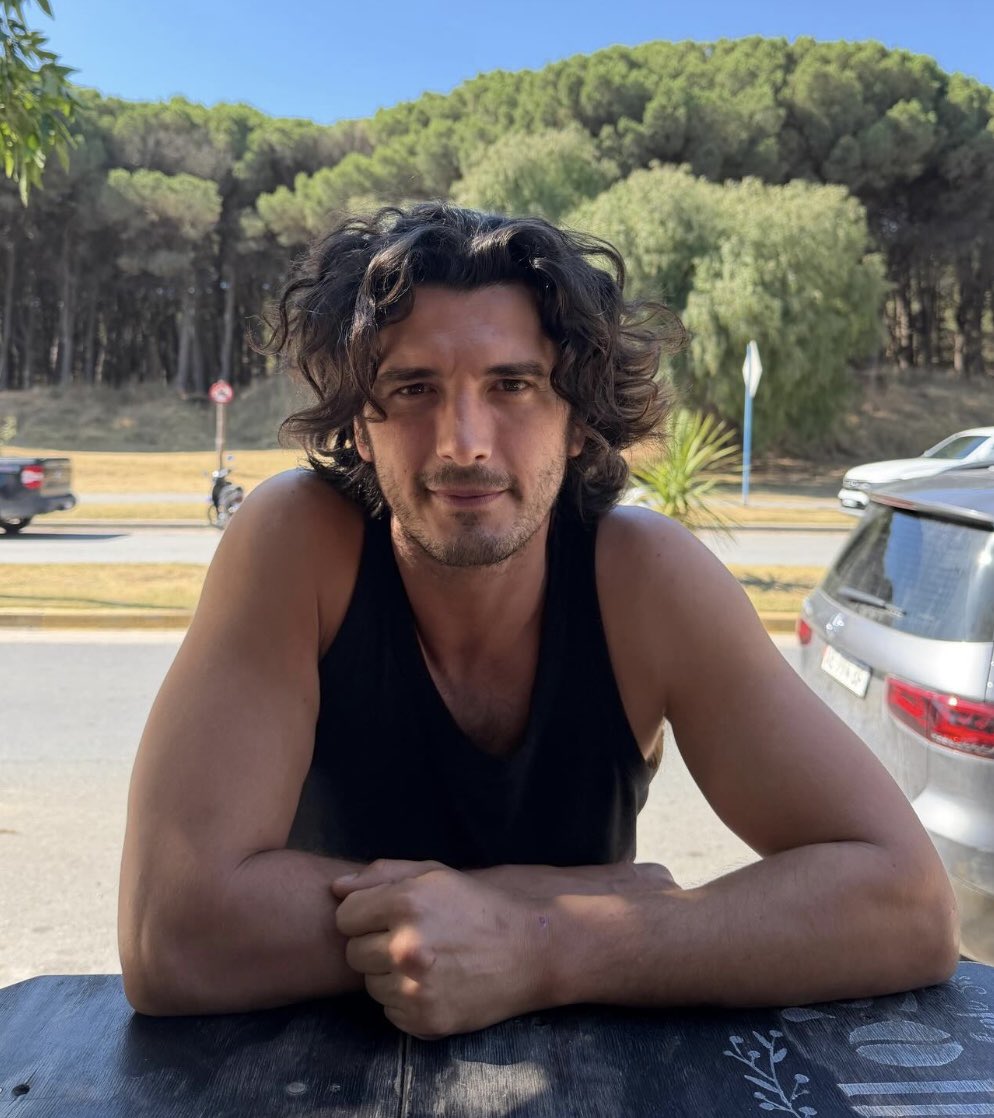 "Feliz verano ☀️" 

Yon se ve, como siempre, espectacular 😍 Y se nota que está disfrutando al máximo de sus vacaciones! 👌❤️‍🔥☀️
IG #YonGonzález 
<a href="/Guapazos/">Guapazos</a>