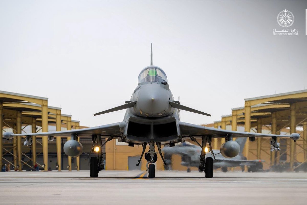 modgovksa's tweet image. انطلاق مناورات التمرين الجوي #رماح_النصر_2026 في مركز الحرب الجوي بالقطاع الشرقي، بمشاركة أفرع #القوات_المسلحة، ووزارة الحرس الوطني، ورئاسة أمن الدولة، والقيادة العسكرية الموحدة لمجلس التعاون لدول الخليج العربية، وقوات عدد من الدول الشقيقة والصديقة.

mod.gov.sa/ar/MediaCenter…