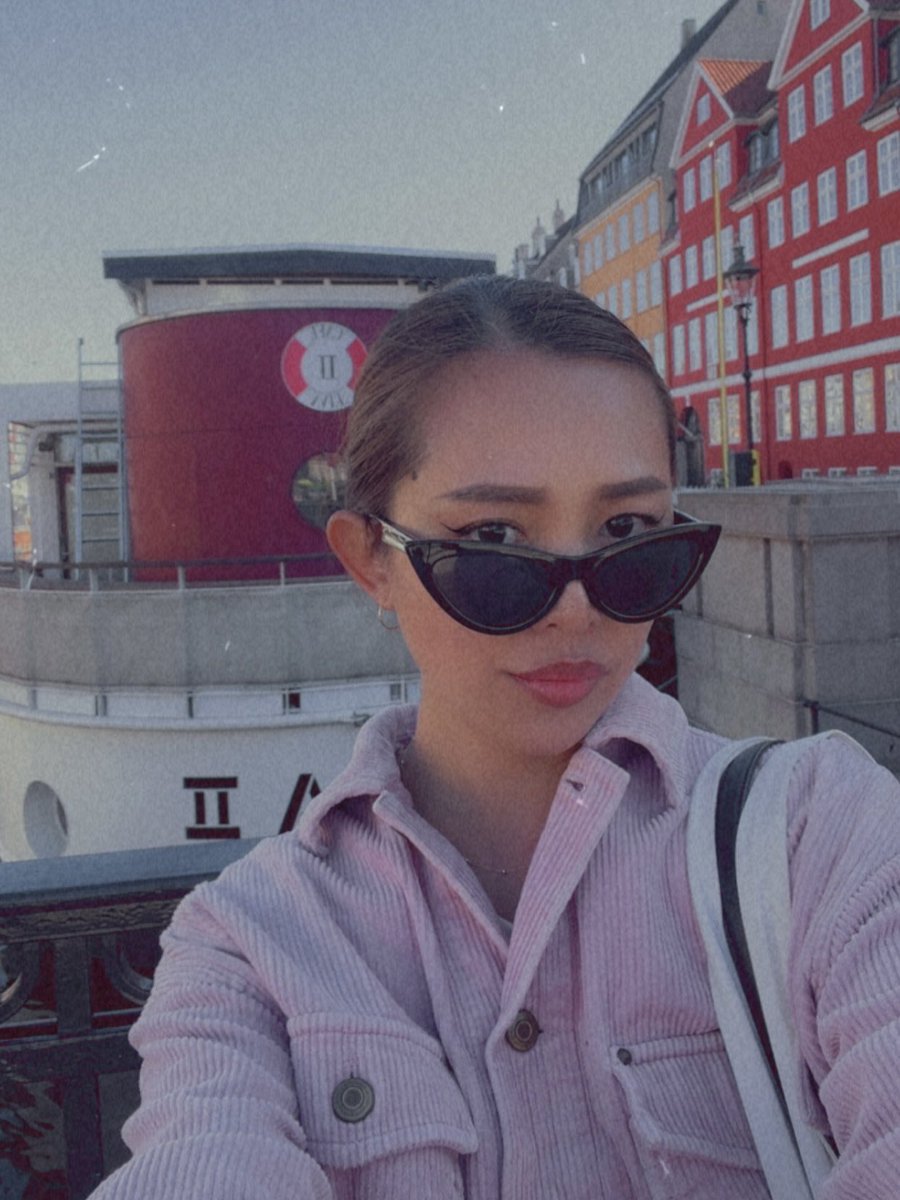 aprilandsummer_'s tweet photo. Hej, Denmark!❤️
#3MonthsAroundEurope 🌍

📍Nyhavn, Copenhagen, Denmark (Apr. 2025) 🇩🇰

#AprilandSummer⁣⁣⁣⁣⁣⁣⁣⁣⁣
#AprilandSummerDENMARK https://t.co/4njqADM3Fv
