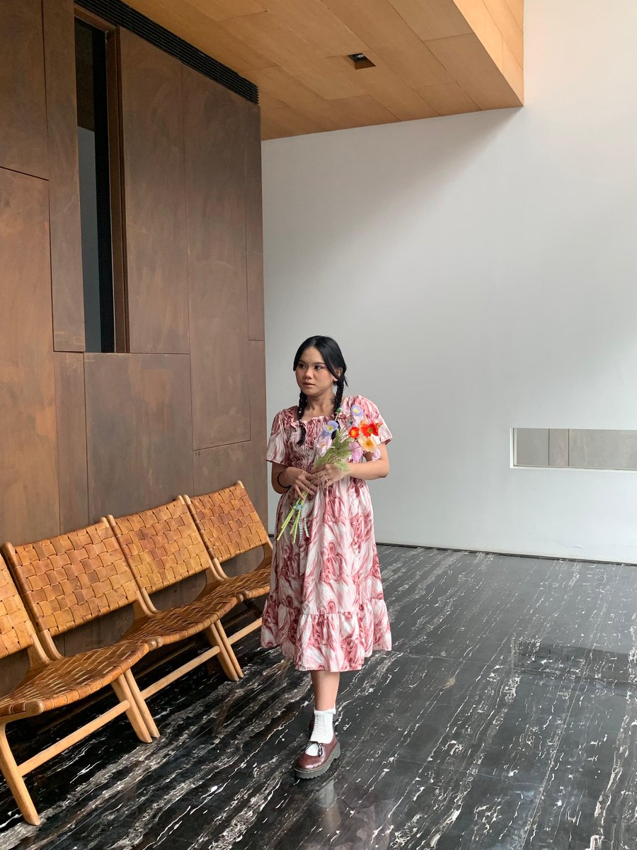 Makeup Looks and outfit Inspiration untuk melengkapi ombre: 

Feyrely Ultimatte Lip Cream 
00 - Daily base
10 - Cherry Mauve

Manis bangett apalagi buat nonton konser 😍 Ada yang mau re-create?